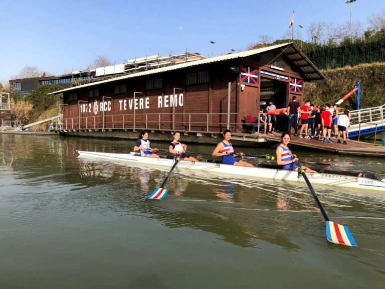 Canottieri Tevere Remo scuola di vita