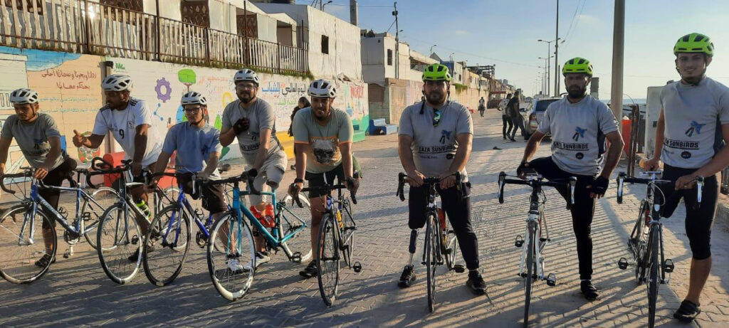 la squadra di paraciclismo di gaza