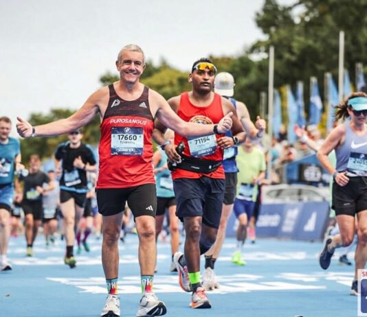 Maratona di Berlino, dove la corsa diventa lezione di vita