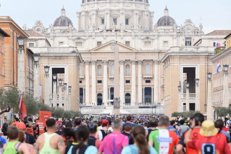 Parkrun e Maratona di Roma, quando la corsa genera comunità (e molto di più dell’economia)
